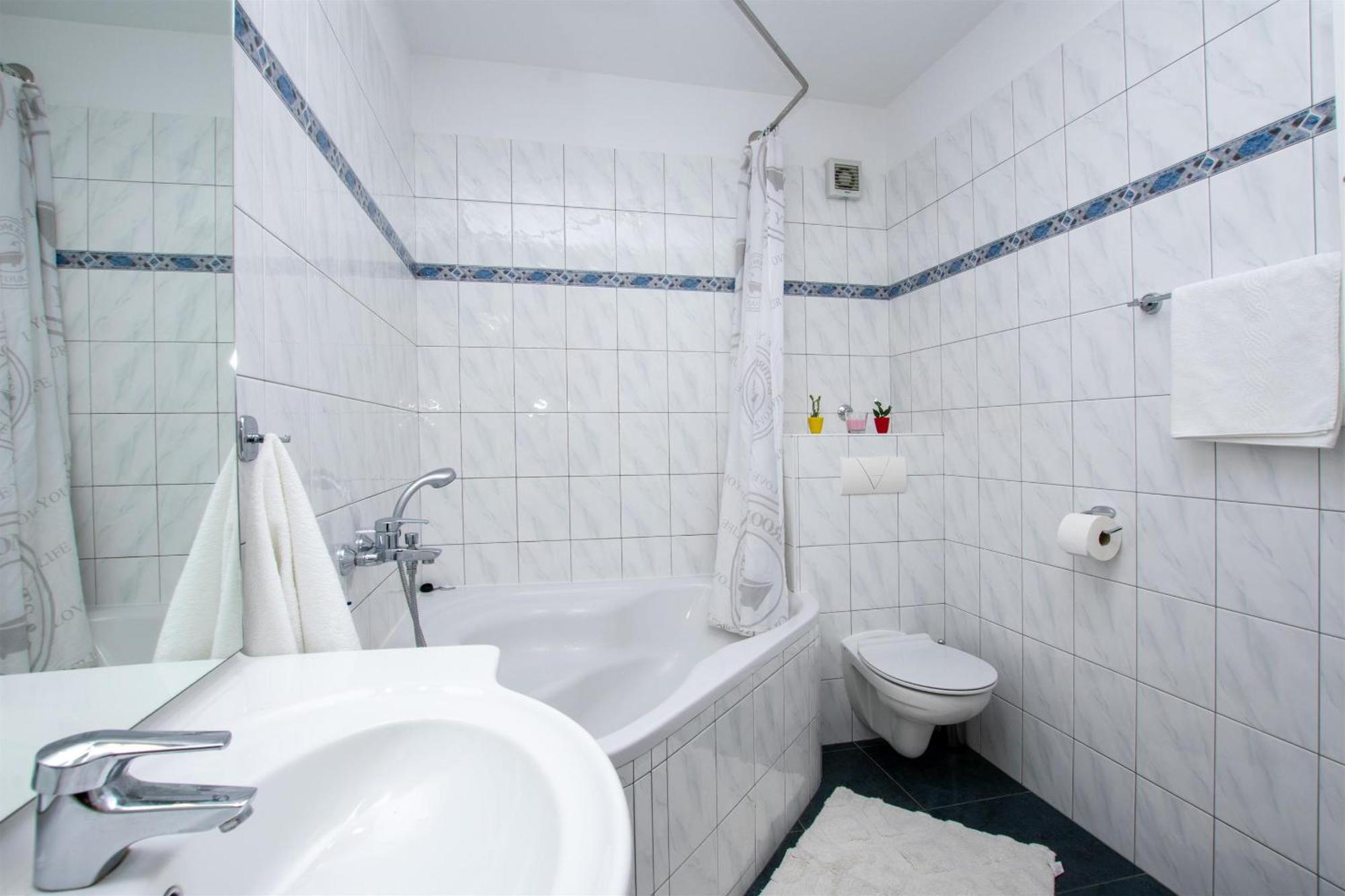 Apartment Zdravko Omiš Exteriör bild