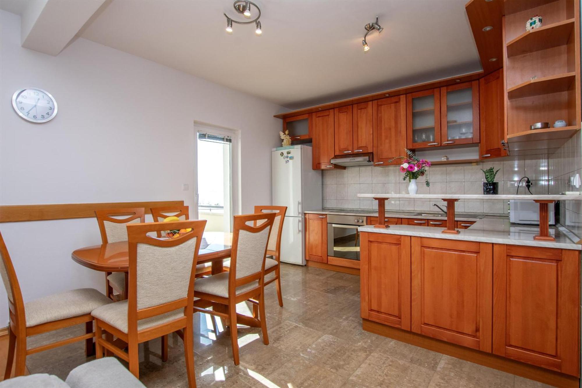 Apartment Zdravko Omiš Exteriör bild