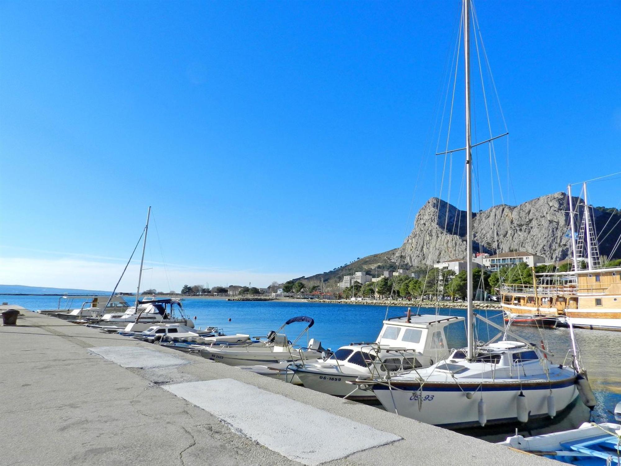 Apartment Zdravko Omiš Exteriör bild