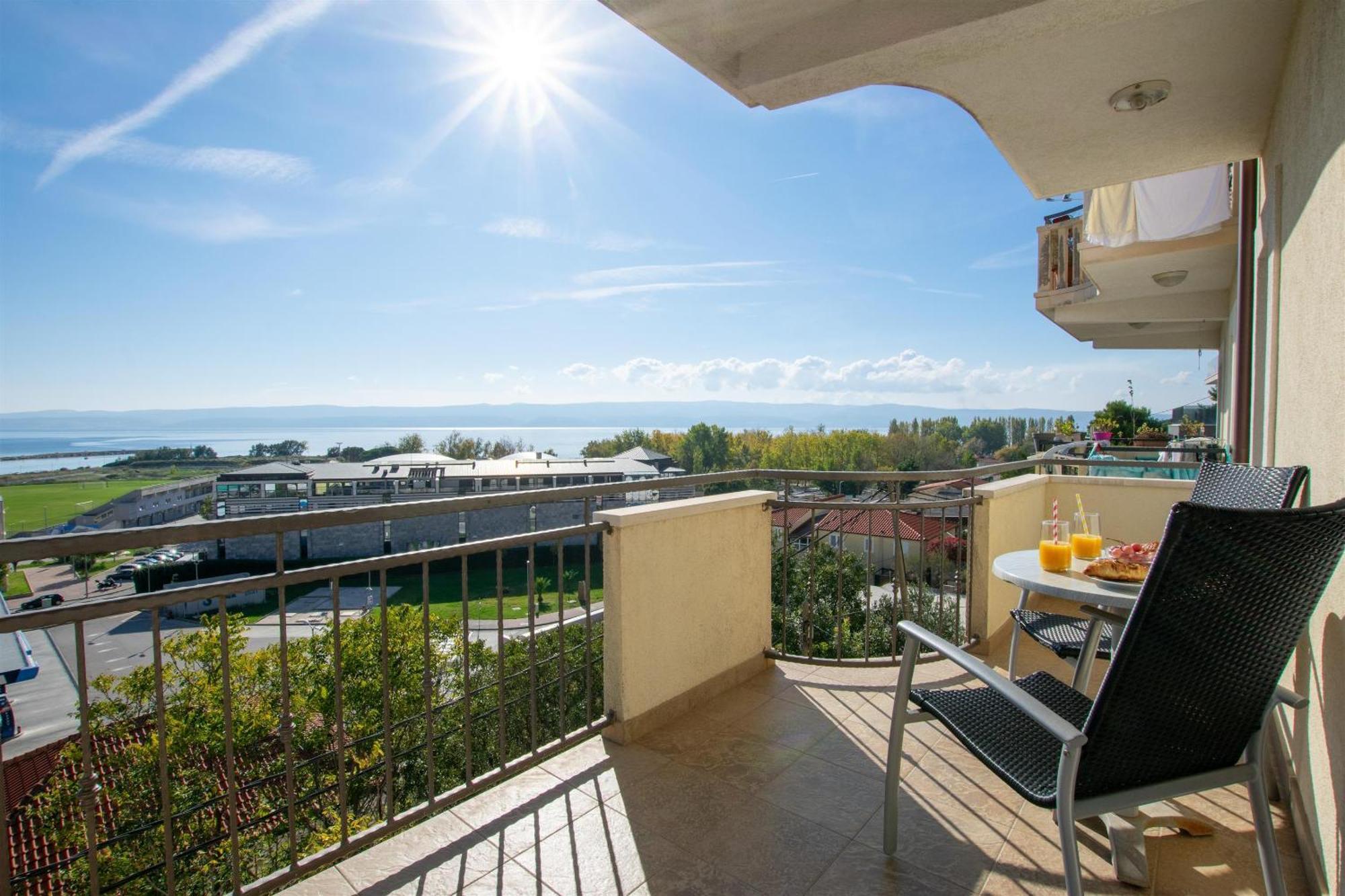 Apartment Zdravko Omiš Exteriör bild